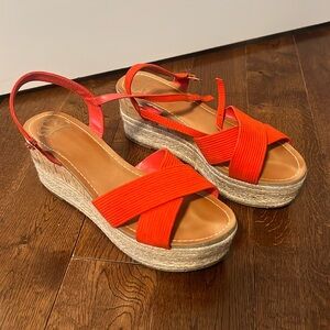 Fergalicious by Fergie coral wedges